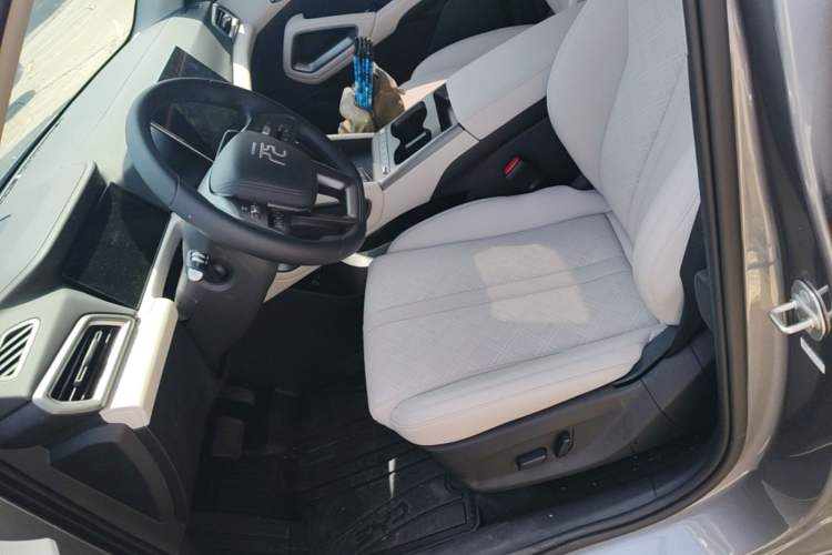Used BYD Yuan UP 2025 Intelligent Driving Version 401 km Leading Edition Left Front Seat