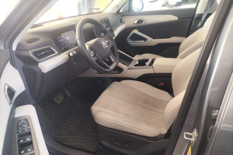 Used BYD Yuan UP 2025 Intelligent Driving Version 401 km Beyond-Range Edition Left Front Seat