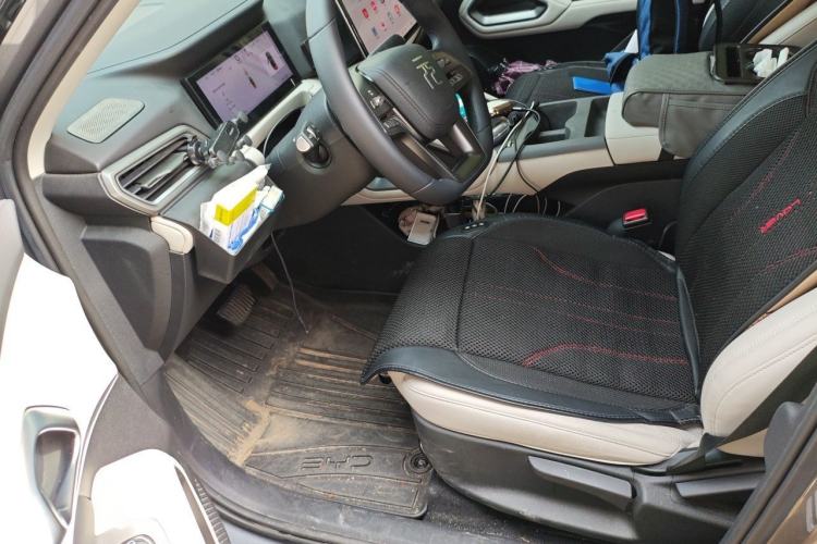 Used BYD Yuan UP 2025 Intelligent Driving Version 401 KM Dynamic Edition Left Front Seat