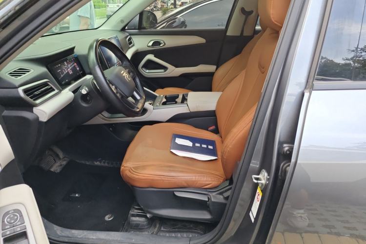 Used BYD Yuan UP 2025 Intelligent Driving Version 401 KM Dynamic Edition Left Front Seat