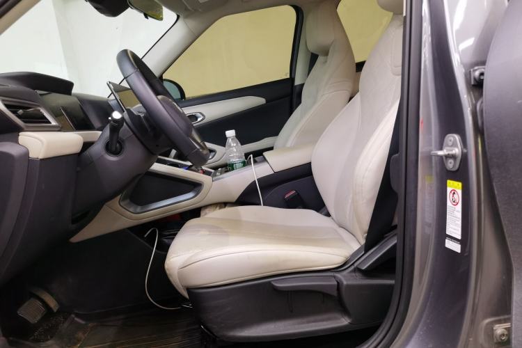 Used BYD Yuan UP 2025 Intelligent Driving Version 401 KM Dynamic Edition Left Front Seat