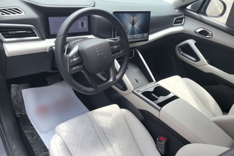 Used BYD Yuan UP 2025 Intelligent Driving Version 401 KM Dynamic Edition Left Front Seat