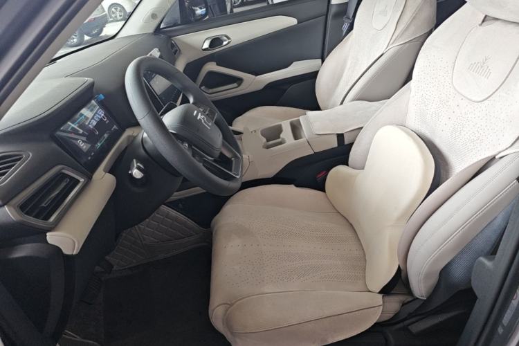 Used BYD Yuan UP 2025 Model 301KM Leading Version Left Front Seat