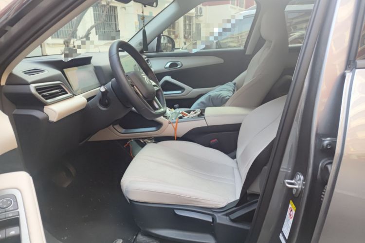 Used BYD Yuan UP 2025 Model 301KM Leading Version Left Front Seat