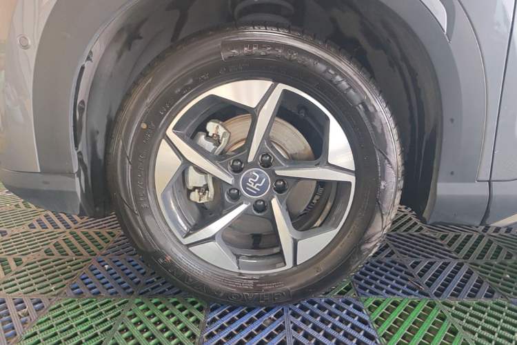 Used BYD Yuan UP 2025 Intelligent Driving Version 401 km Leading Edition Left Front Wheel Hub