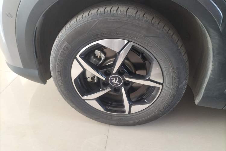 Used BYD Yuan UP 2025 Intelligent Driving Version 401 km Beyond-Range Edition Left Front Wheel Hub