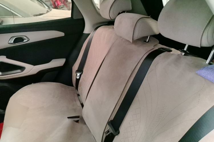 Used BYD Yuan UP 2025 Intelligent Driving Version 401 KM Dynamic Edition Left Rear Seat