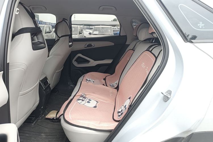 Used BYD Yuan UP 2025 Model 301KM Leading Version Left Rear Seat