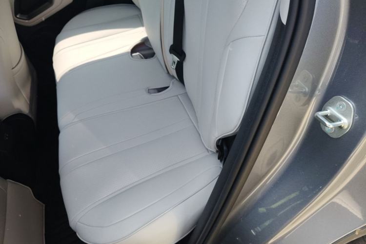 Used BYD Yuan UP 2025 Intelligent Driving Version 401 km Leading Edition Left Rear Seat