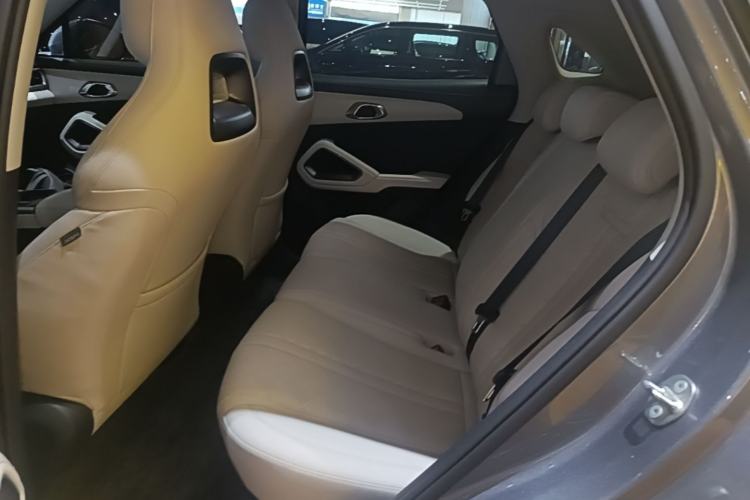Used BYD Yuan UP 2025 Intelligent Driving Version 401 KM Dynamic Edition Left Rear Seat