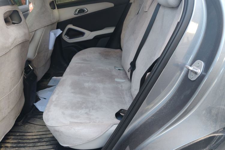 Used BYD Yuan UP 2025 Intelligent Driving Version 401 KM Dynamic Edition Left Rear Seat