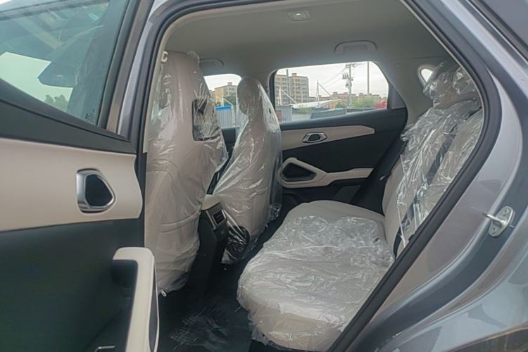 Used BYD Yuan UP 2025 Model 301KM Leading Version Left Rear Seat