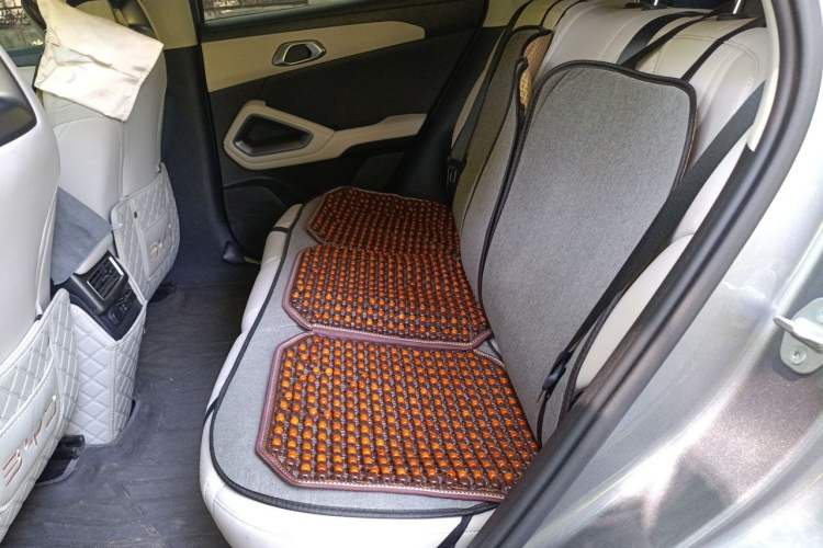 Used BYD Yuan UP 2025 Intelligent Driving Version 401 KM Dynamic Edition Left Rear Seat