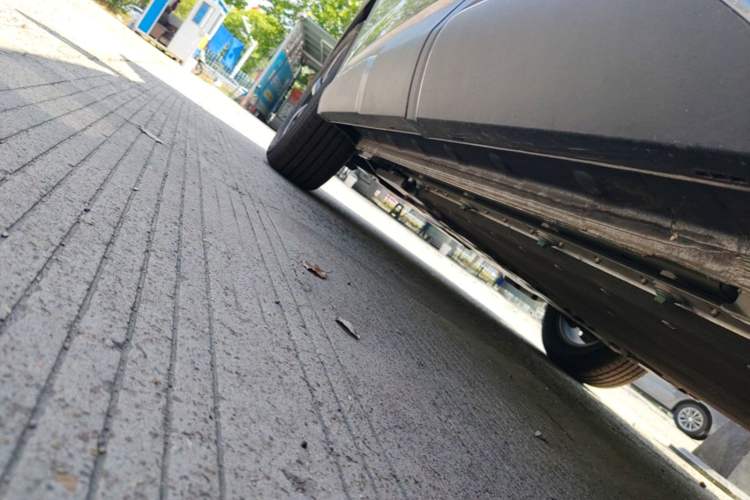 Used BYD Yuan UP 2025 Intelligent Driving Version 401 km Leading Edition Left Side Sill