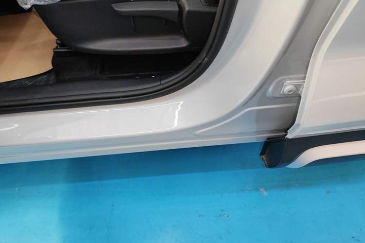 Used BYD Yuan UP 2025 Intelligent Driving Version 401 KM Dynamic Edition Left Side Sill