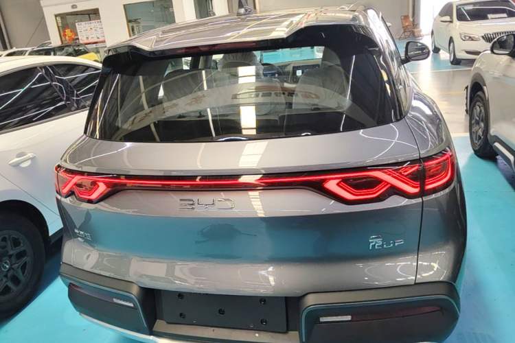 Used BYD Yuan UP 2025 Model 301KM Leading Version Rear