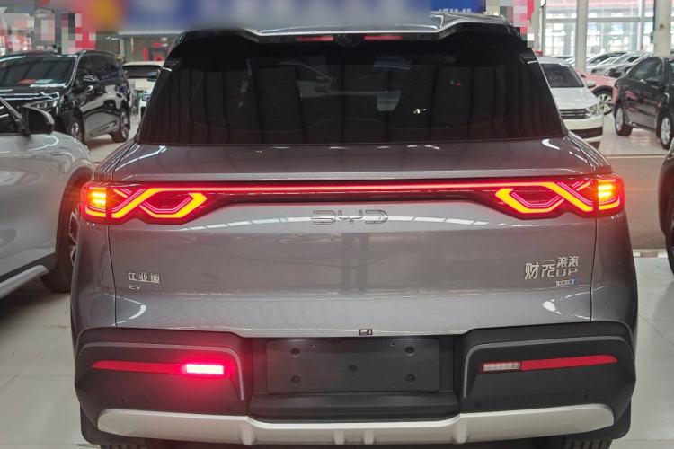 Used BYD Yuan UP 2025 Intelligent Driving Version 401 KM Dynamic Edition Rear