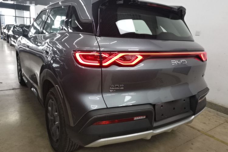 Used BYD Yuan UP 2025 Intelligent Driving Version 401 KM Dynamic Edition Rear Left 45 Deg