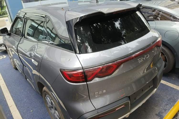 Used BYD Yuan UP 2025 Model 301KM Leading Version Rear Left 45 Deg