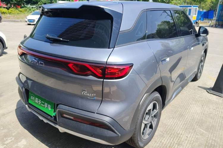 Used BYD Yuan UP 2025 Intelligent Driving Version 401 km Leading Edition Rear Right 45 Deg