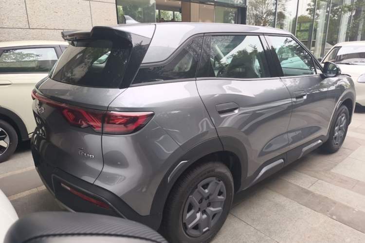 Used BYD Yuan UP 2025 Model 301KM Leading Version Rear Right 45 Deg