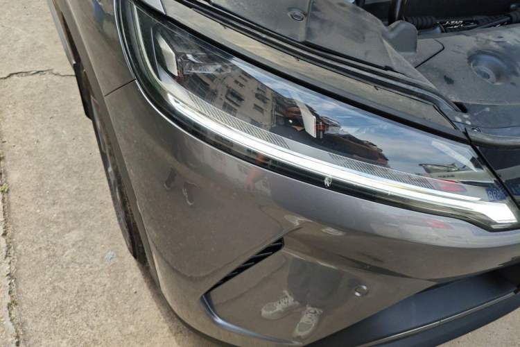 Used BYD Yuan UP 2025 Intelligent Driving Version 401 KM Dynamic Edition Right Front Headlight