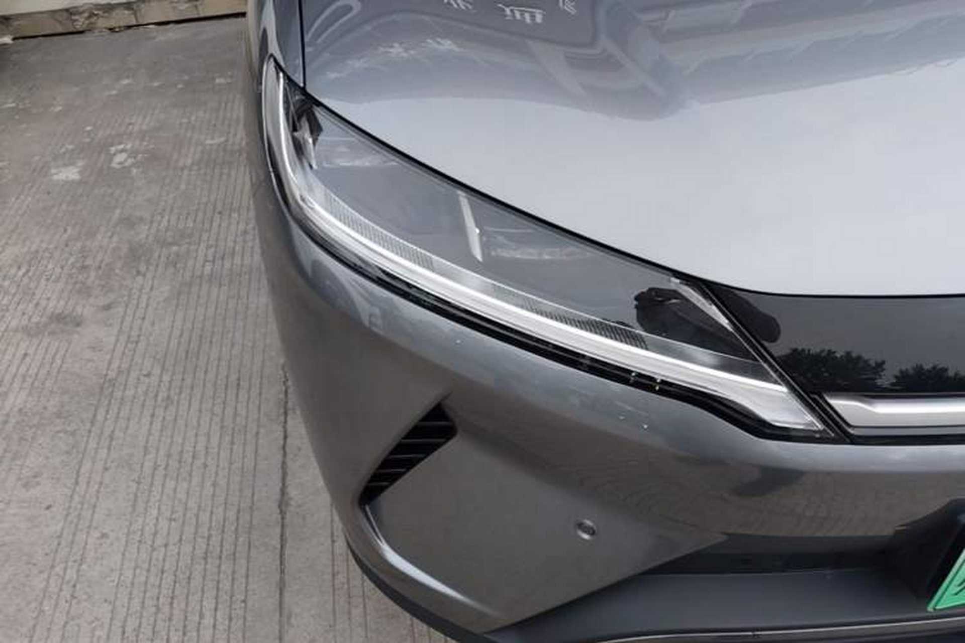 Used BYD Yuan UP 2025 Intelligent Driving Version 401 km Leading Edition Right Front Headlight