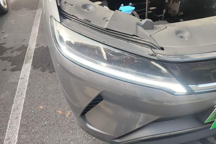Used BYD Yuan UP 2025 Model 301KM Leading Version Right Front Headlight