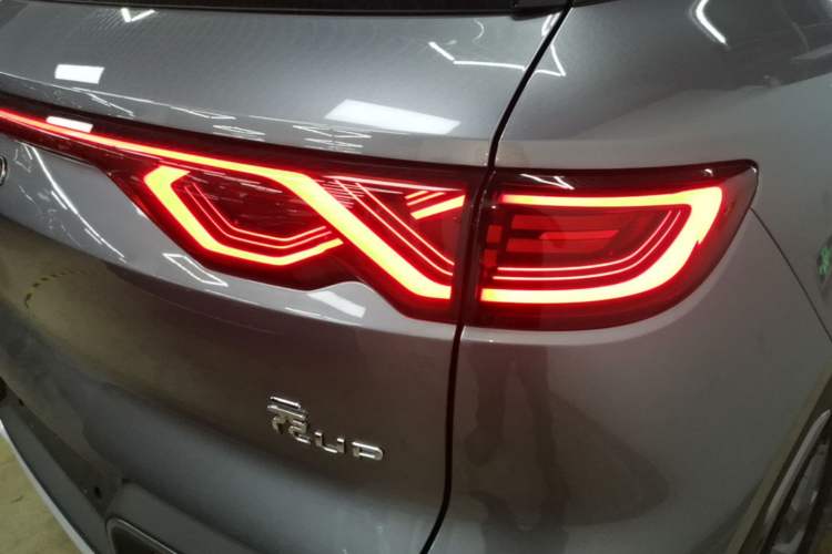 Used BYD Yuan UP 2025 Intelligent Driving Version 401 KM Dynamic Edition Right Rear Taillight