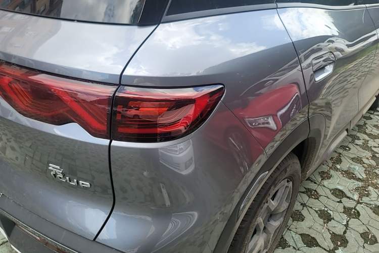 Used BYD Yuan UP 2025 Model 301KM Leading Version Right Rear Taillight