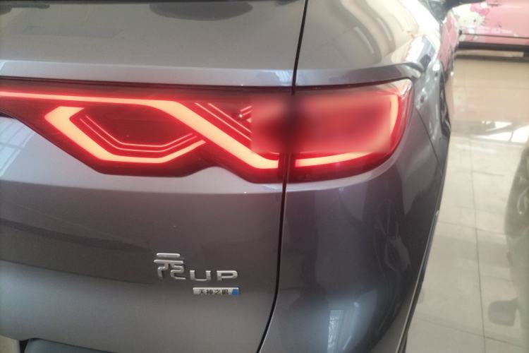 Used BYD Yuan UP 2025 Intelligent Driving Version 401 km Beyond-Range Edition Right Rear Taillight