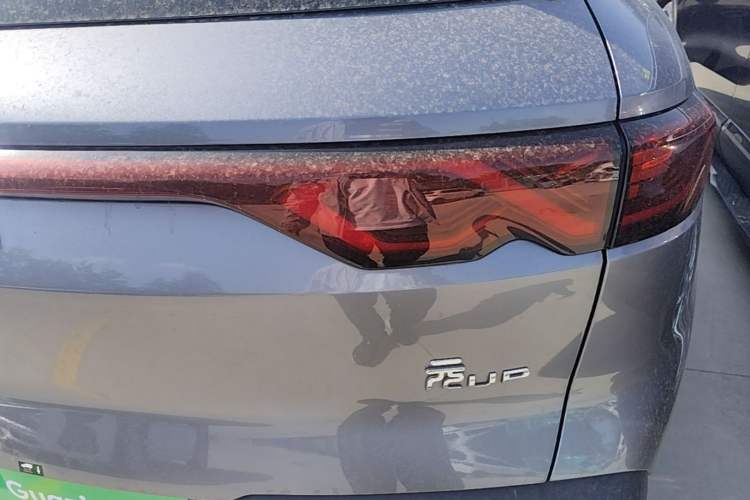 Used BYD Yuan UP 2025 Model 301KM Leading Version Right Rear Taillight