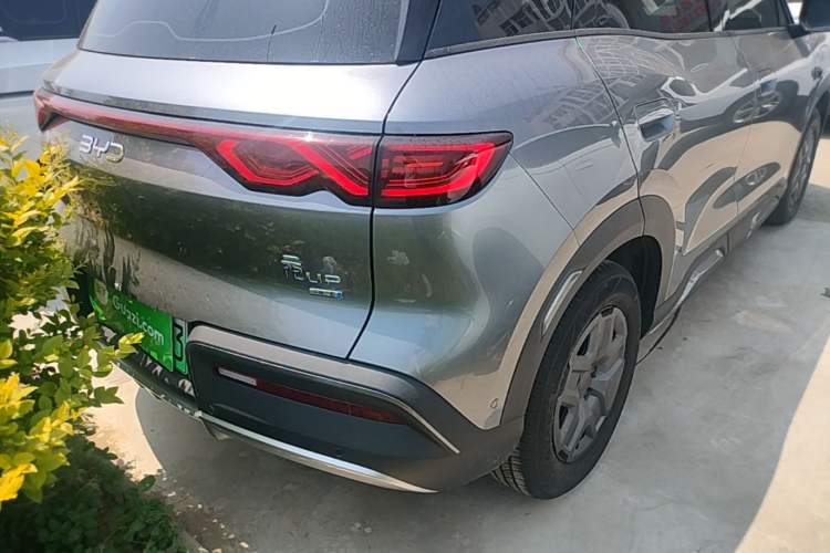 Used BYD Yuan UP 2025 Intelligent Driving Version 401 KM Dynamic Edition Right Rear Taillight