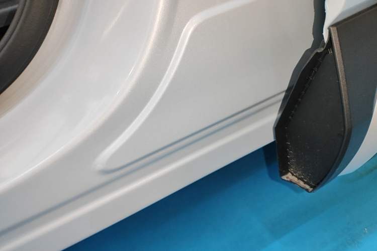 Used BYD Yuan UP 2025 Intelligent Driving Version 401 KM Dynamic Edition Right Side Sill