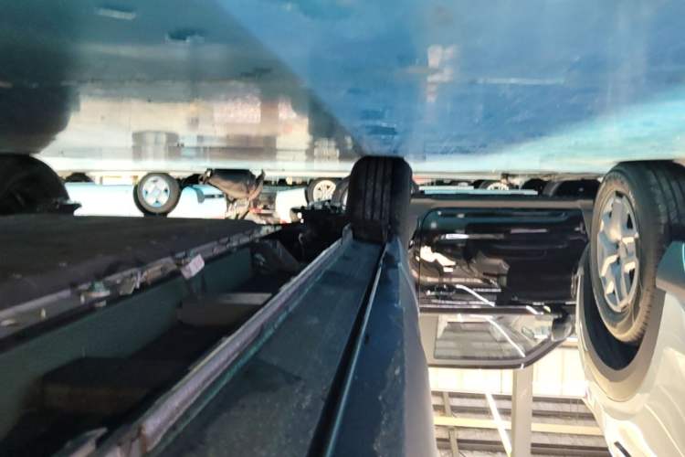 Used BYD Yuan UP 2025 Model 301KM Leading Version Right Side Sill