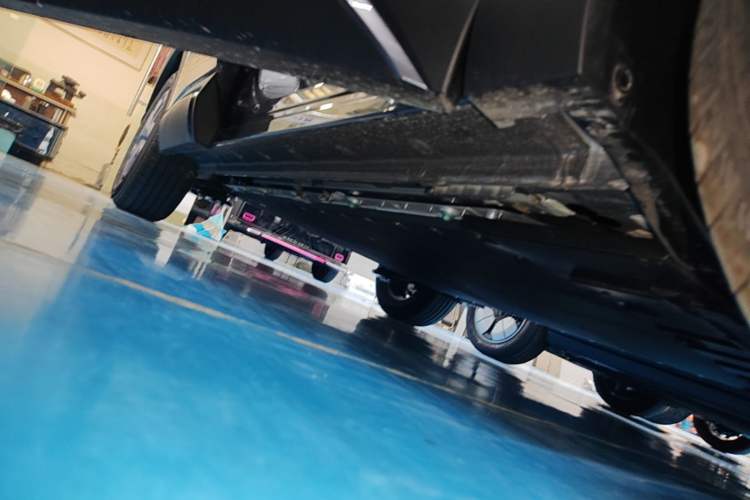 Used BYD Yuan UP 2025 Intelligent Driving Version 401 KM Dynamic Edition Right Side Sill
