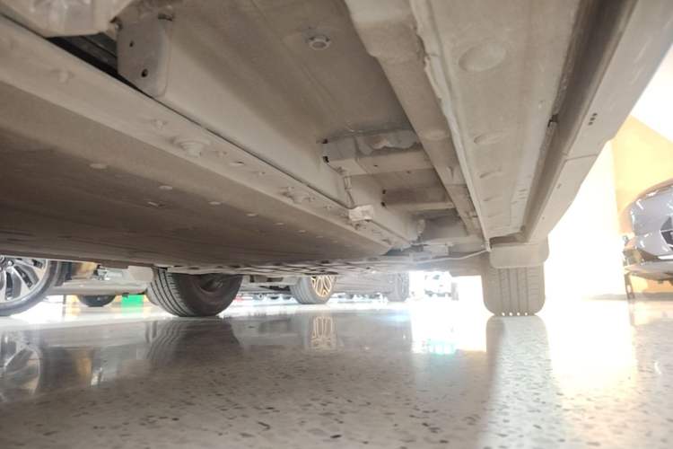 Used BYD Yuan UP 2025 Model 301KM Leading Version Right Side Sill