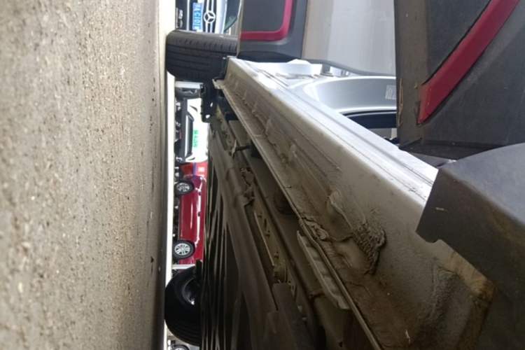 Used BYD Yuan UP 2025 Intelligent Driving Version 401 km Leading Edition Right Side Sill