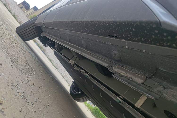 Used BYD Yuan UP 2025 Model 301KM Leading Version Right Side Sill