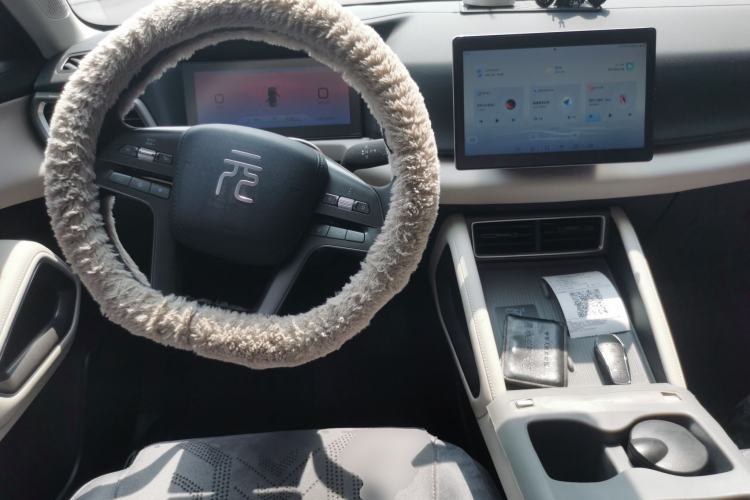 Used BYD Yuan UP 2025 Model 301KM Leading Version Steering Wheel