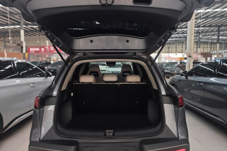 Used BYD Yuan UP 2025 Intelligent Driving Version 401 KM Dynamic Edition Trunk