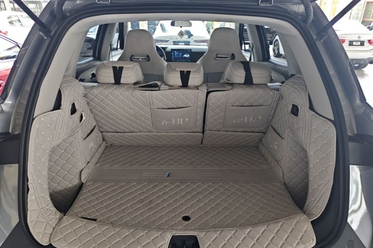 Used BYD Yuan UP 2025 Model 301KM Leading Version Trunk