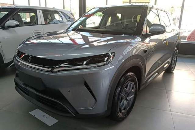 BYD Yuan UP 2025 Intelligent Driving Version 401 KM Dynamic Edition مستعملة