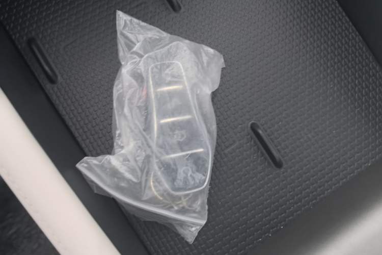 Used BYD Yuan UP 2025 Model 301KM Leading Version Vehicle Key