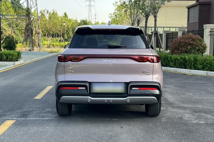 Used BYD Yuan UP 2025 Intelligent Driving Version 401 km Leading Edition Exterior 4