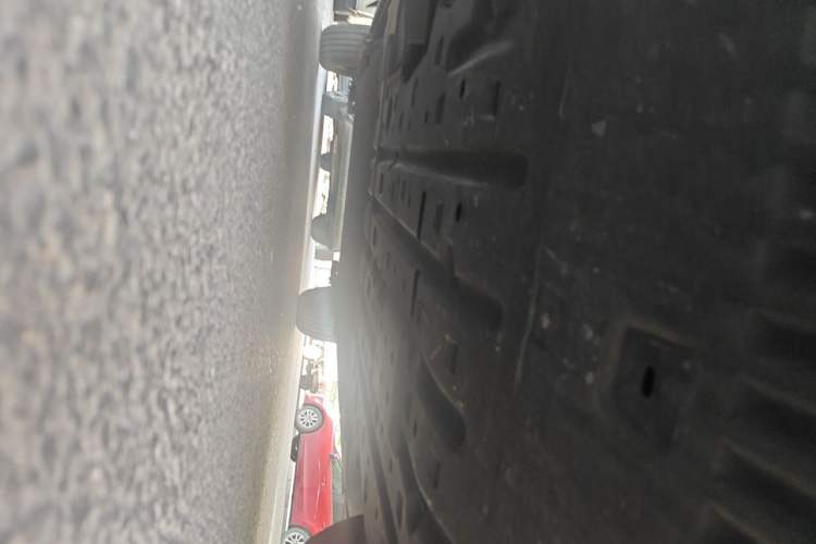 Used BYD Yuan UP 2025 Intelligent Driving Version 401 KM Dynamic Edition Chassis Front