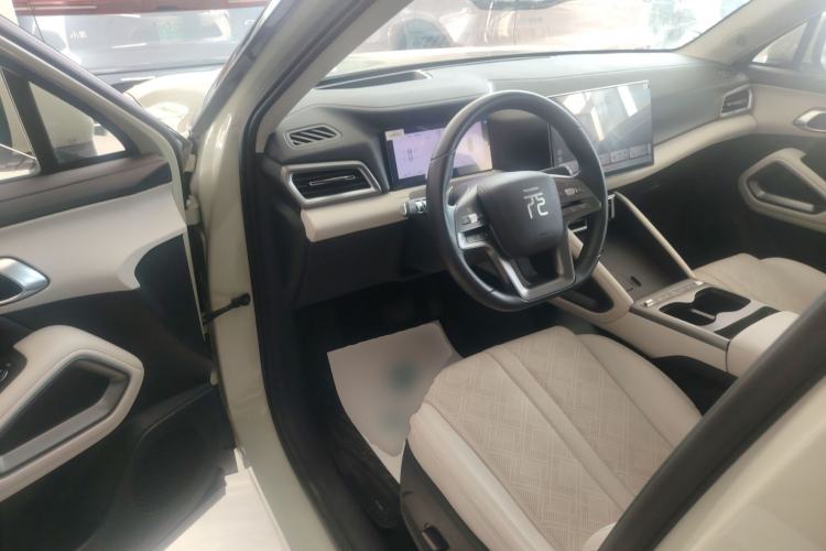Used BYD Yuan UP 2025 Intelligent Driving Version 401 km Beyond-Range Edition Driver Seat