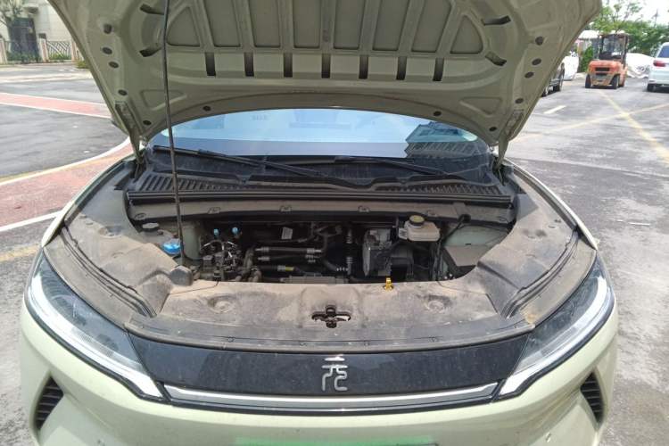 Used BYD Yuan UP 2025 Intelligent Driving Version 401 km Leading Edition Engine Bay