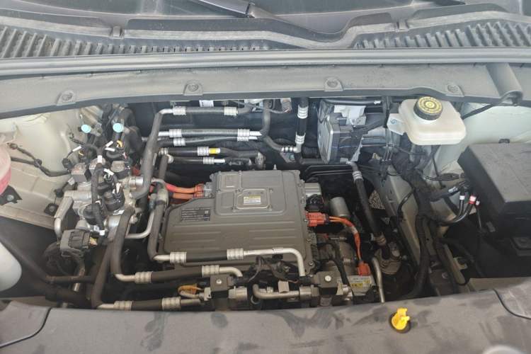 Used BYD Yuan UP 2025 Intelligent Driving Version 401 KM Dynamic Edition Engine Bay
