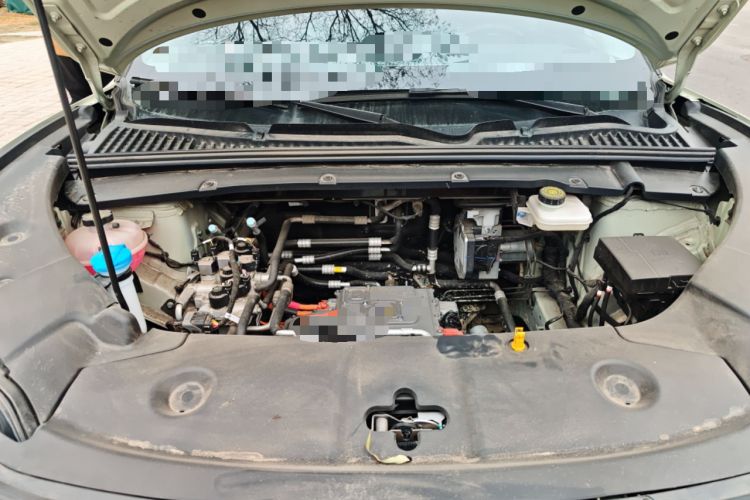 Used BYD Yuan UP 2025 Intelligent Driving Version 401 KM Dynamic Edition Engine Bay